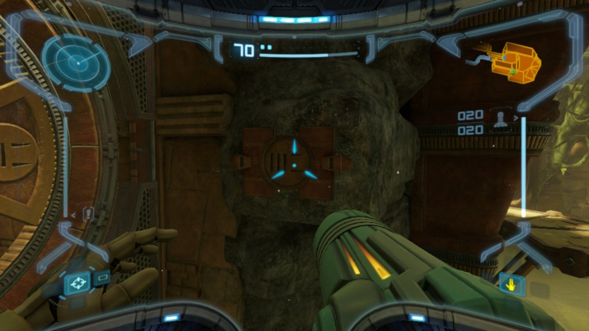 Samus looks at a rune that needs scanning in Metroid Prime Remastered