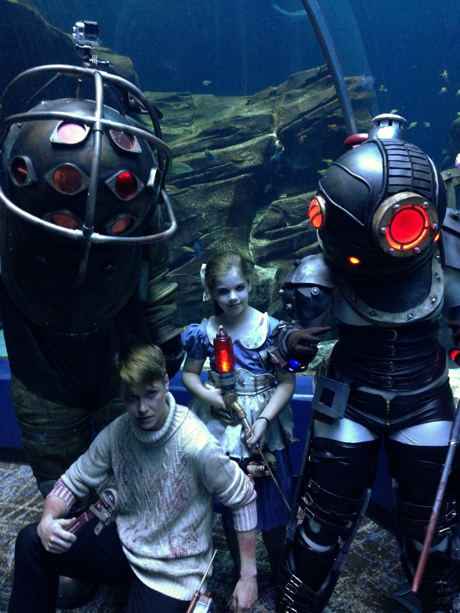 Image for BioShock cosplay is a creepy family portrait