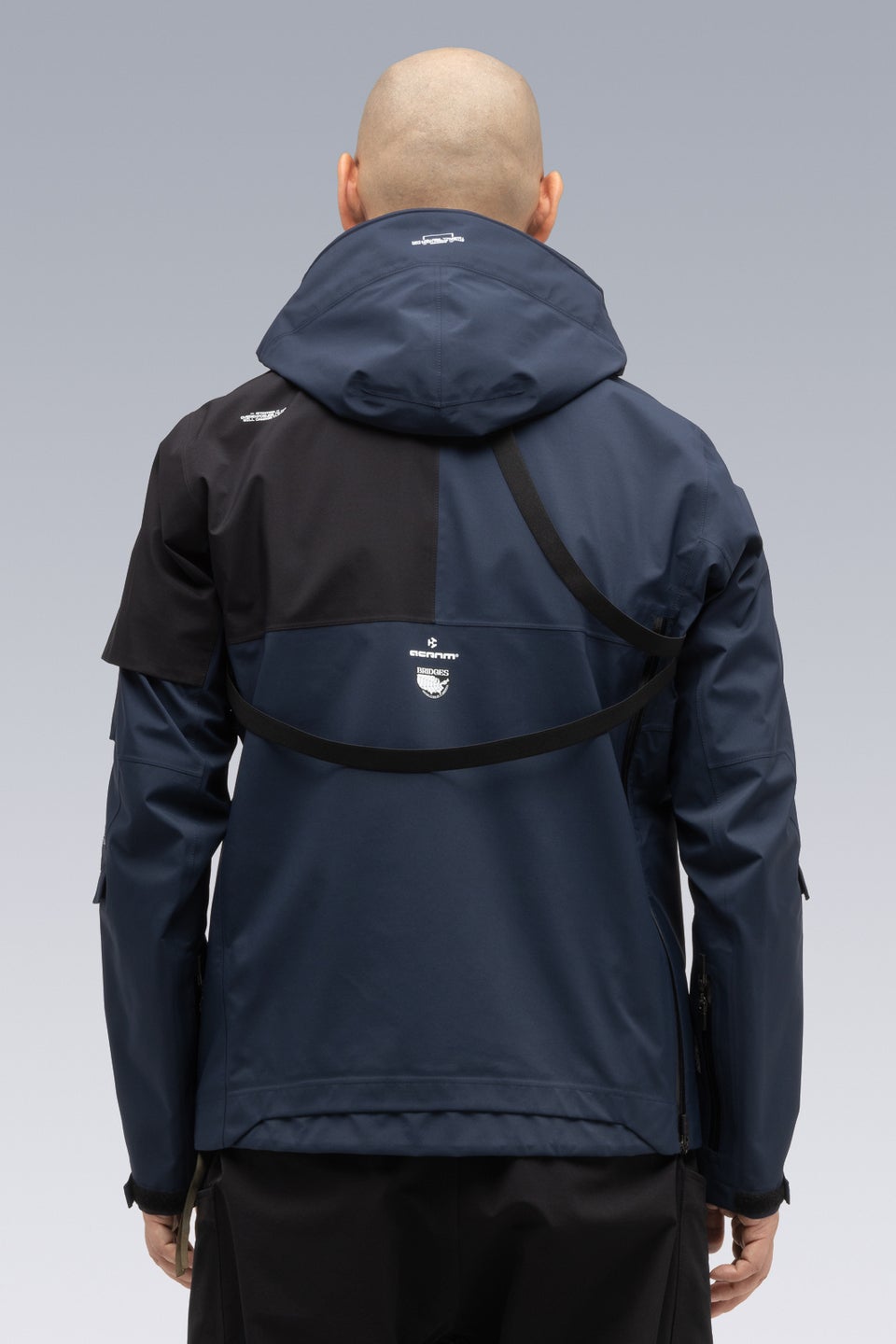 Death Stranding jacket is  1 900  already sold out - 73