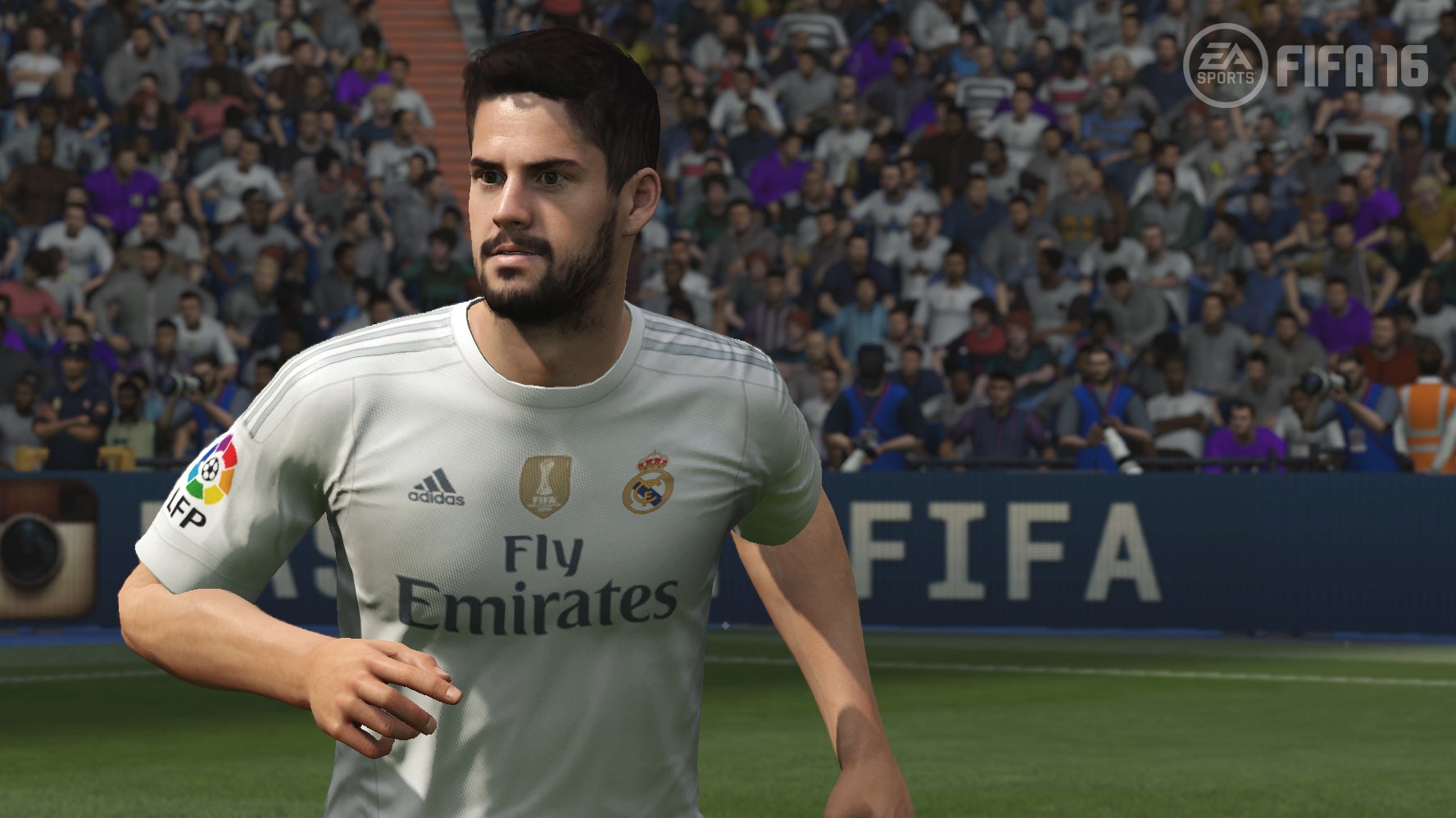 Image for What's new in FIFA 16's career mode - video