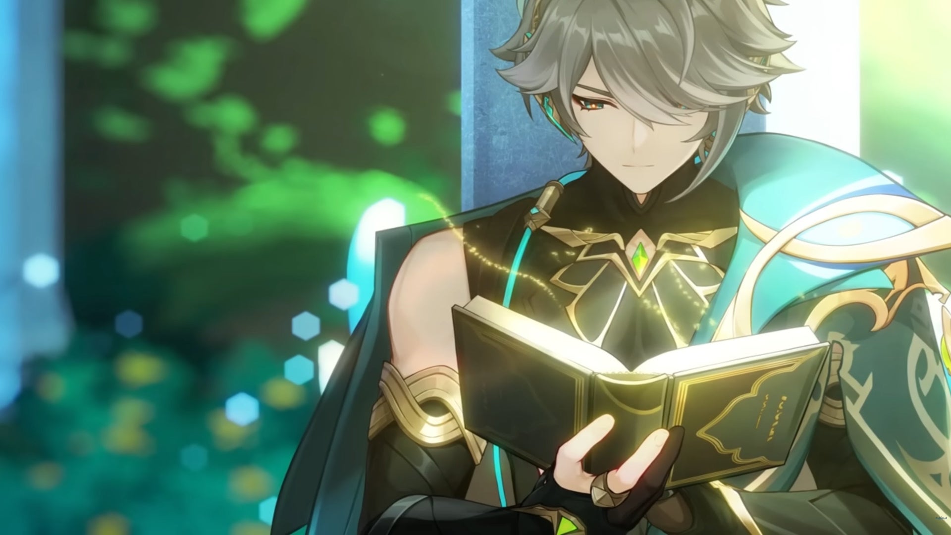 Genshin Impact Alhaitham build: An anime man with short silver hair, wearing a black tunic with a green cape, is holding a book and wearing a thoughtful expression. The book's pages glow faintly