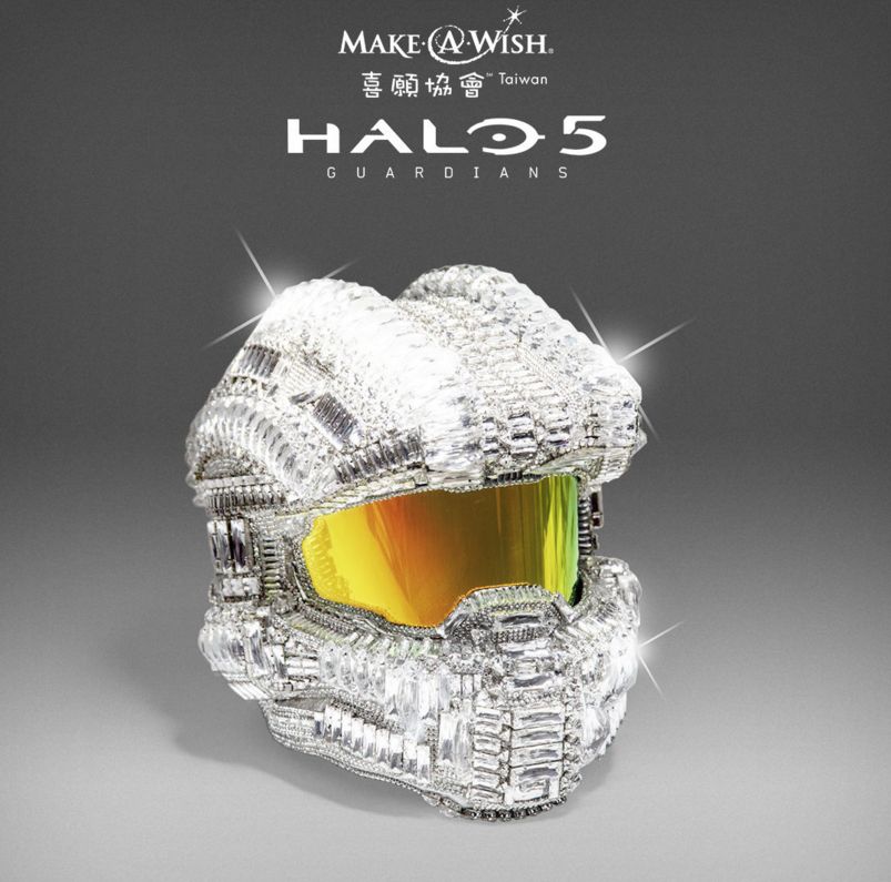 Image for Halo 5 Master Chief helmet adorned with 25,000 Swarovski crystals is up for sale on eBay
