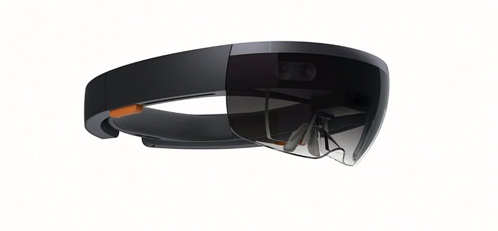 Image for Former Lionhead boss now "overseeing internal development" for HoloLens, Xbox "experiences" 