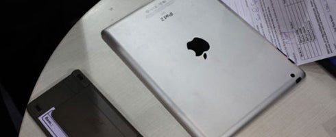 Image for "iPad 2" shell casing spotted at CES