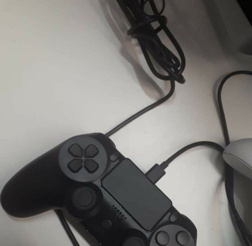 First PS5 controller images leak - 17