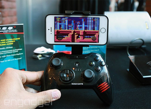 Image for Mad Catz releasing iOS 7 controller in April for around $80