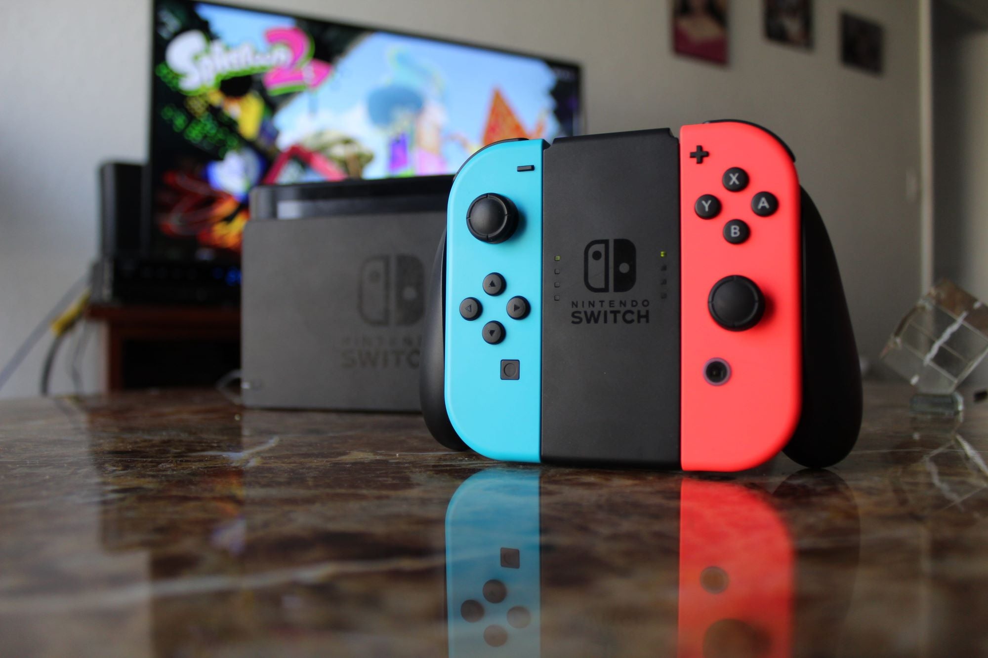Nintendo Switch Pro Controller hits record low $52 at Walmart - Vimarsana News