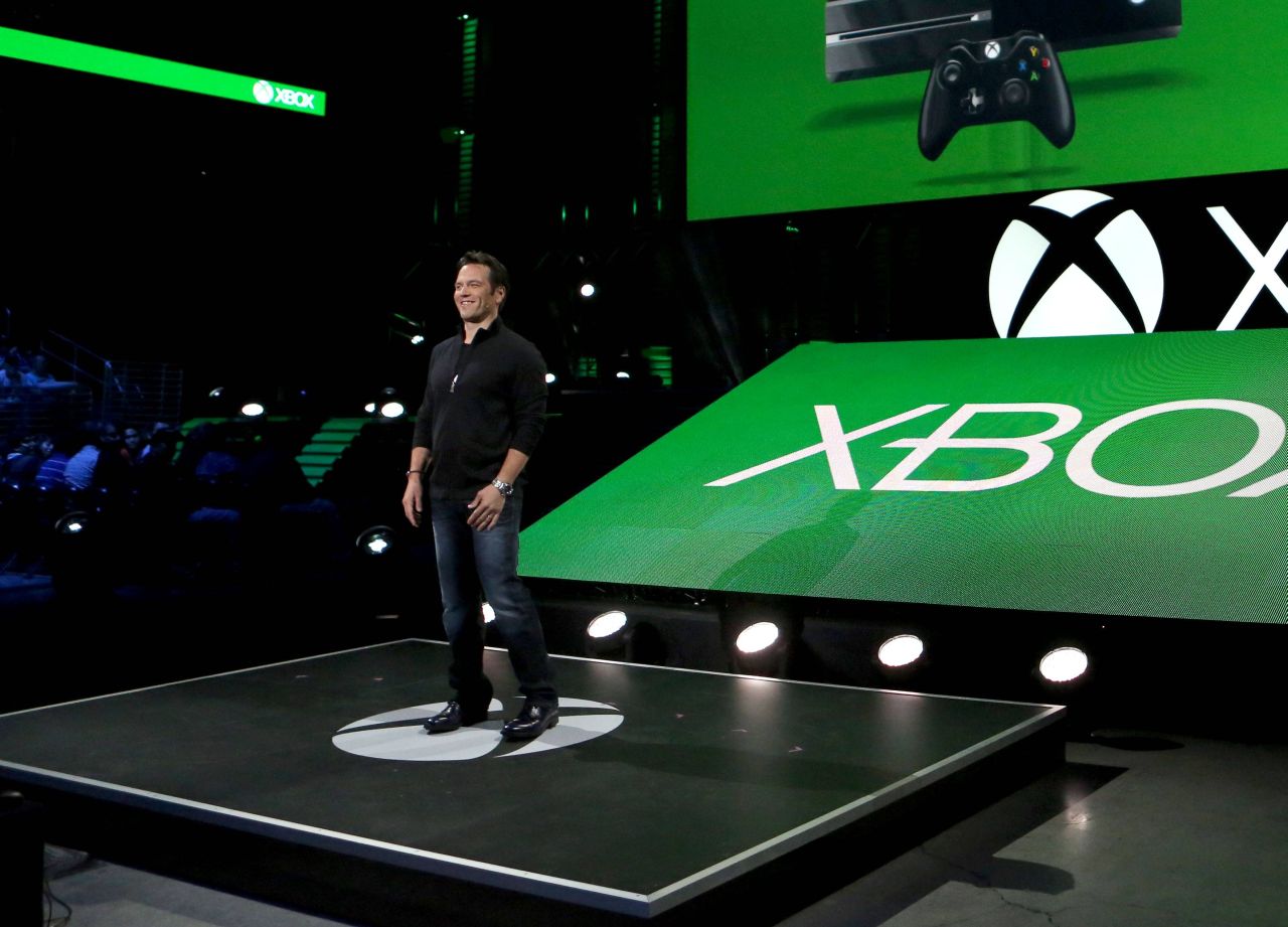 Image for In order to sell Kinect you have to sell Xbox One first, says Spencer