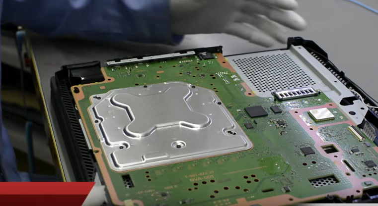 sneen område Forudsætning Find out what's inside a PS4 Pro in these teardown videos | VG247