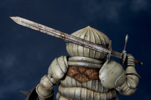 Image for This Dark Souls Siegmeyer of Catarina figure is a good way to show everyone your love for the Onion Knight