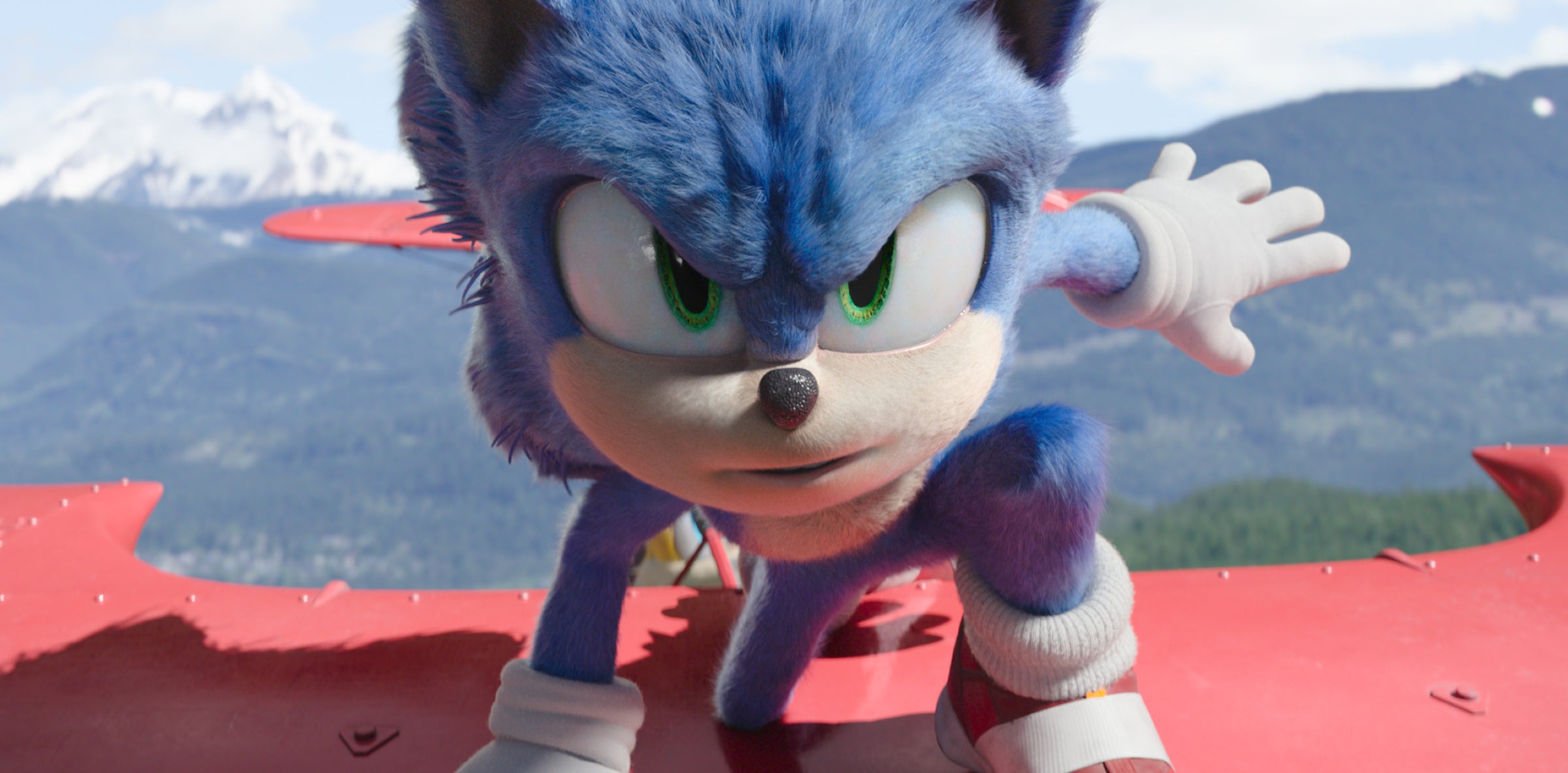 Image for Sonic The Hedgehog 2 gets first trailer, introduces Tails and Knuckles