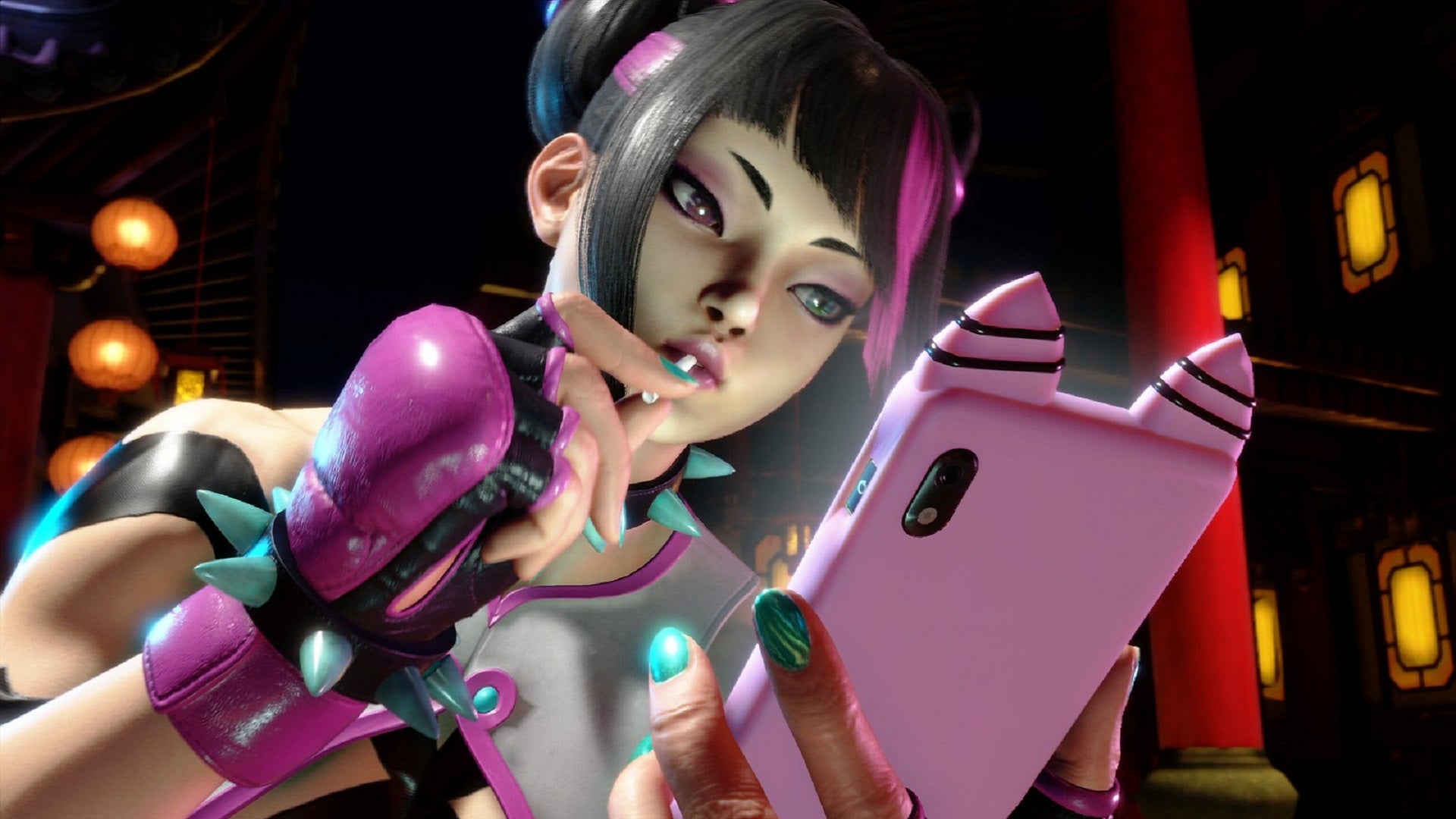 Juri de Street Fighter 6 mirando su teléfono inteligente (a través del tráiler de revelación de Evo 2022)